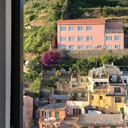 Giuli Vista Mare Vernazza