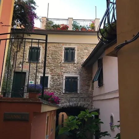Giuli Vista Mare Vernazza