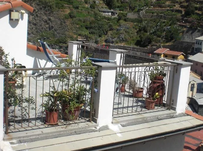Giuli Vista Mare Vernazza